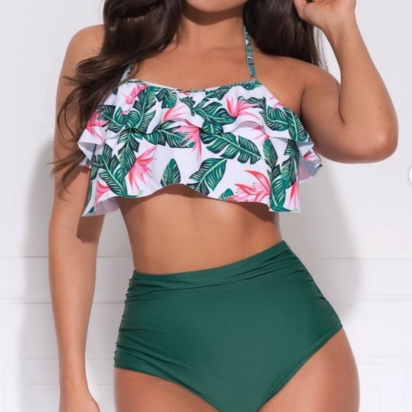 🦋 3/$15 Tropical Leaf Print Ruffle Halter Hi Waist Bottom - Picture 2 of 9